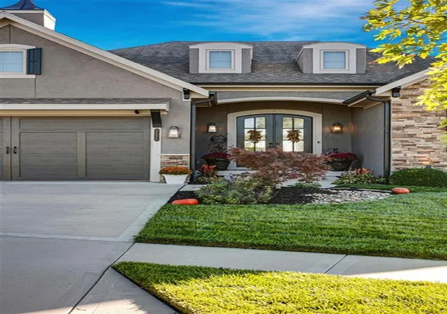 Photo 3 of Single family home for sale at 17225 Bradshaw St, Overland Park, KS 66221 | MLS# 2645022 | Listing updated on 2026-10-09