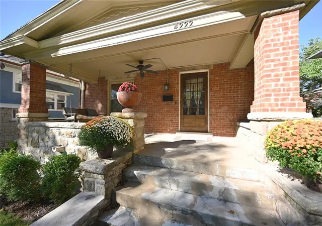 Photo 2 of Single family home for sale at 4222 Terrace St, Kansas City, MO 64111 | MLS# 2645027 | Listing updated on 2026-10-06