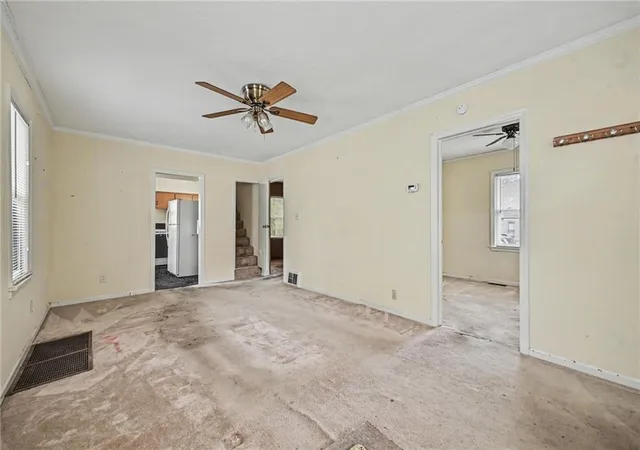 Photo 3 of Single family home for sale at 214 E 79th Terrace, Kansas City, MO 64114 | MLS# 2645029 | Listing updated on 2026-10-05