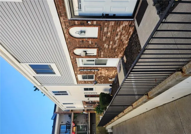 Photo 2 of Townhouse for sale at 10252 W 96th Terrace #146, Overland Park, KS 66212 | MLS# 2645046 | Listing updated on 2026-10-09