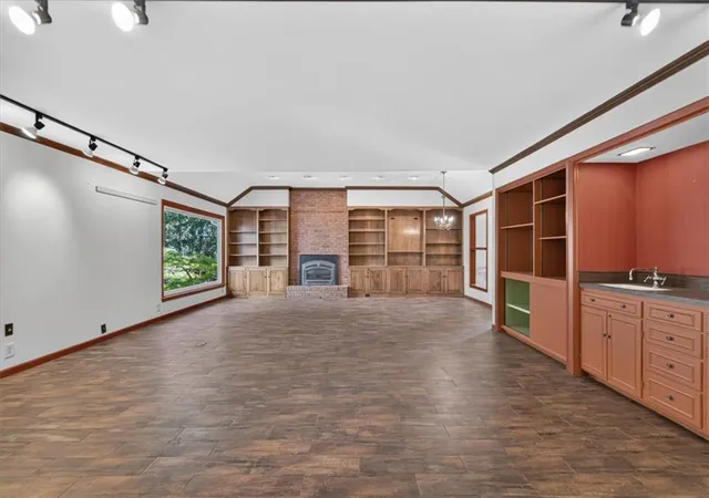 Photo 3 of Single family home for sale at 1201 W 60th Terrace, Kansas City, MO 64113 | MLS# 2645055 | Listing updated on 2026-10-18