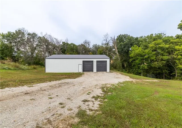Photo 3 of Single family home for sale at 10920 72nd Road SE, Agency, MO 64401 | MLS# 2645066 | Listing updated on 2026-10-04