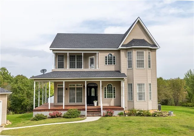 Photo 1 of Single family home for sale at 10920 72nd Road Se, Agency, MO 64401 | MLS# 2645066 | Listing updated on 2026-10-04