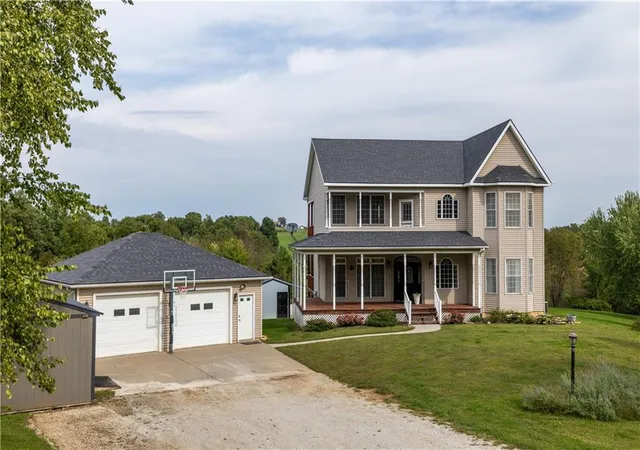 Photo 2 of Single family home for sale at 10920 72nd Road Se, Agency, MO 64401 | MLS# 2645066 | Listing updated on 2026-10-04