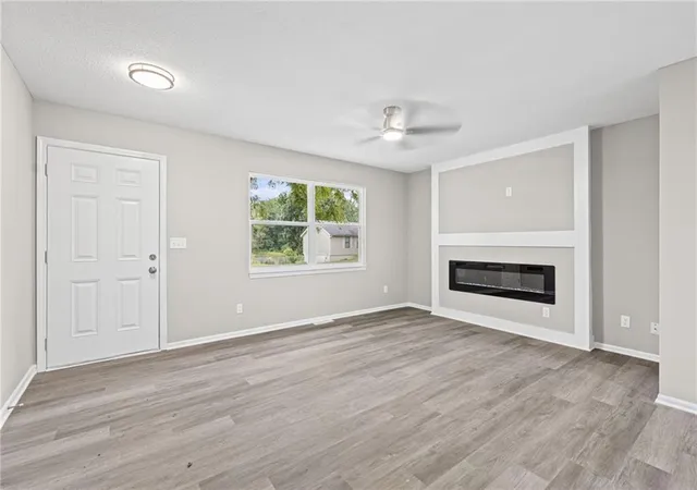 Photo 2 of Single family home for sale at 1504 N Emery St, Independence, MO 64050 | MLS# 2645073 | Listing updated on 2026-10-07