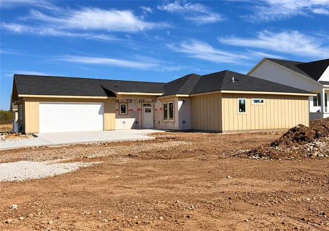 Photo 1 of Single family home for sale at 19329 Skyview Ln, Spring Hill, KS 66083 | MLS# 2645075 | Listing updated on 2026-10-28