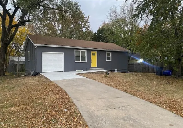 Photo 1 of Multi family home for sale at 9201 W 98th Terrace, Overland Park, KS 66212 | MLS# 2645077 | Listing updated on 2026-10-01
