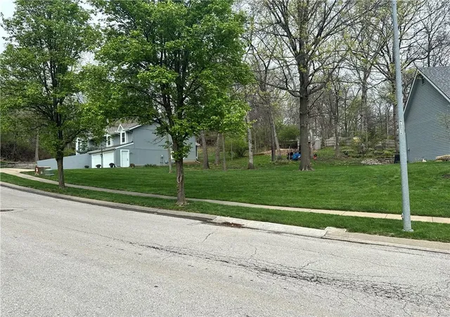 Photo 3 of Land for sale at 3504 Nw 62nd Terrace, Kansas City, MO 64151 | MLS# 2645085 | Listing updated on 2026-10-06