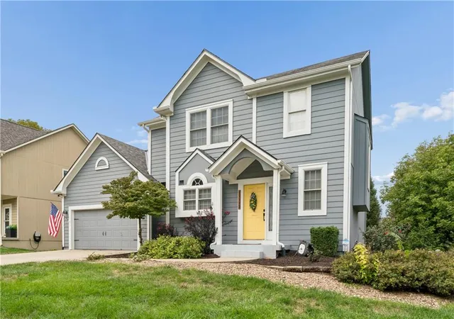 Single family home for sale at 15332 S Widmer St, Olathe, KS 66062 | MLS# 2645087