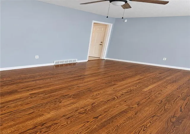 Photo 2 of Single family home for sale at 5520 Hardy Ave, Raytown, MO 64133 | MLS# 2645098 | Listing updated on 2026-10-21