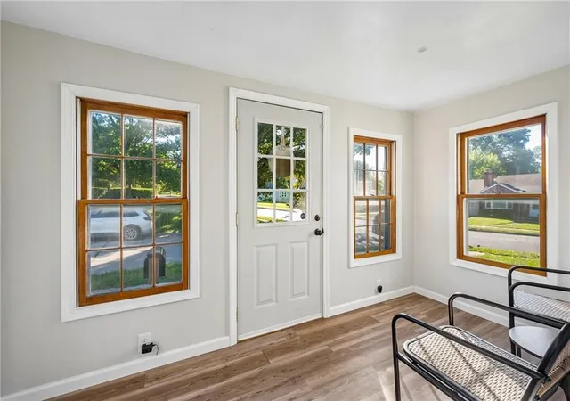 Photo 2 of Single family home for sale at 126 S Fairview Ave, Liberty, MO 64068 | MLS# 2645112 | Listing updated on 2026-10-08