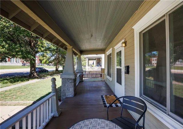 Photo 4 of Single family home for sale at 500 N 9th Street, Independence, KS 67301 | MLS# 2645114 | Listing updated on 2026-10-08