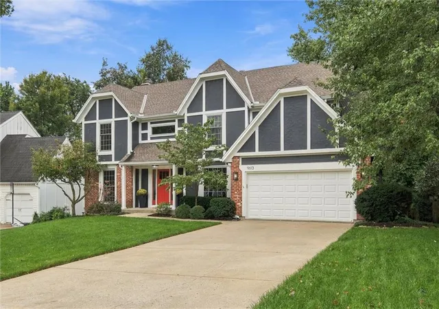 Photo 3 of Sale Pending at 9613 W 125th Street, Overland Park, KS 66213 | MLS# 2645125 | Listing updated on 2026-10-17