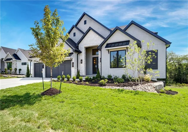 Photo 2 of Single family home for sale at 11806 W 181st Terrace, Overland Park, KS 66013 | MLS# 2645136 | Listing updated on 2026-10-08