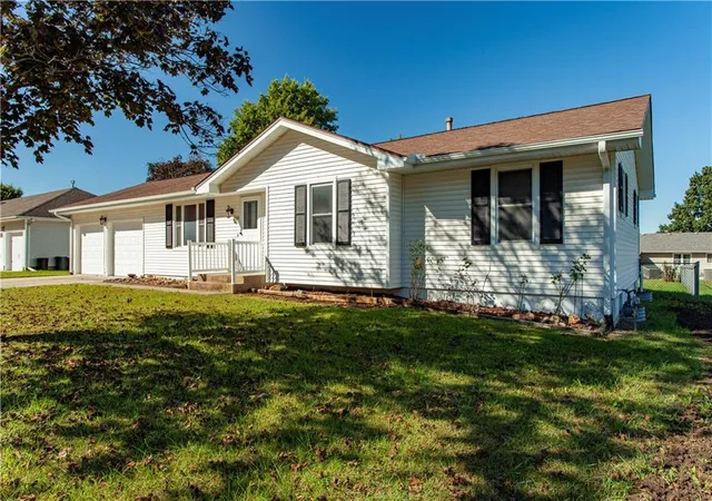 Photo 2 of Single family home for sale at 1908 Cedar St, Higginsville, MO 64037 | MLS# 2645146 | Listing updated on 2026-10-04