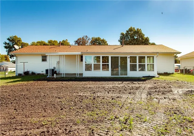 Photo 4 of Single family home for sale at 1908 Cedar St, Higginsville, MO 64037 | MLS# 2645146 | Listing updated on 2026-10-04