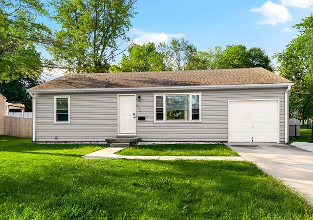 Single family home for sale at 903 NE 67th Place, Gladstone, MO 64118 | MLS# 2645151