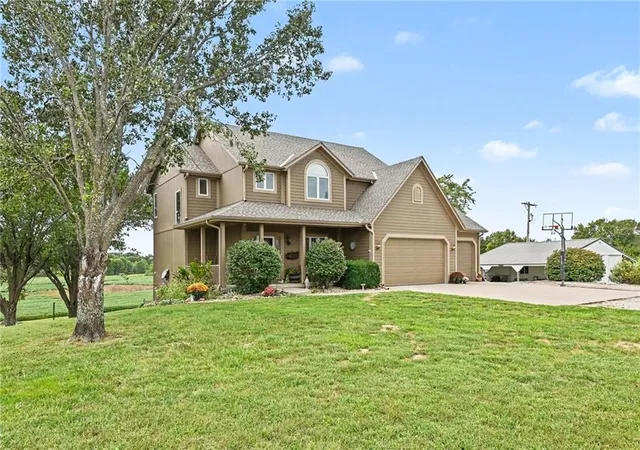 Single family home for sale at 14275 142nd Street, Bonner Springs, KS 66012 | MLS# 2645165