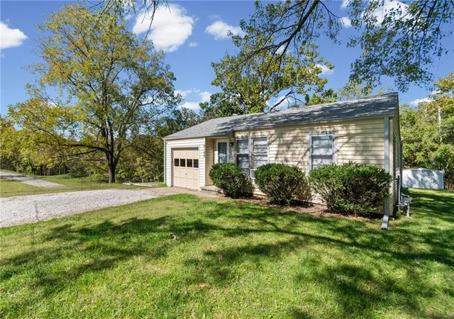 Photo 2 of Single family home for sale at 8108 9 Highway, Kansas City, MO 64152 | MLS# 2645167 | Listing updated on 2026-10-08
