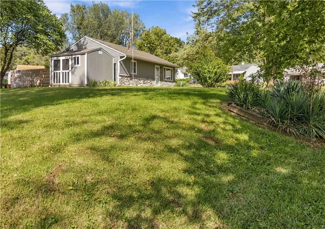 Photo 2 of Single family home for sale at 3706 Harmony Dr, Kansas City, KS 66106 | MLS# 2645176 | Listing updated on 2026-10-07