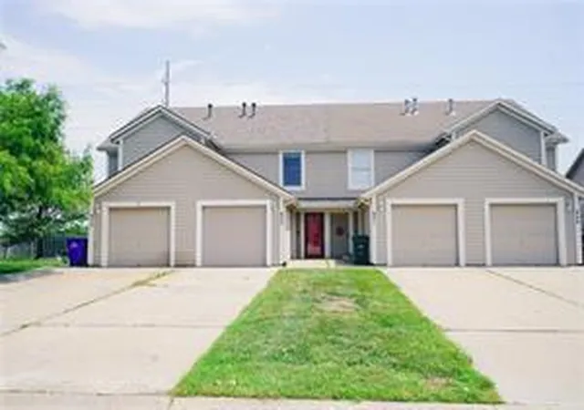 Photo 1 of Townhouse for sale at 853 E 167th Court, Gardner, KS 66030 | MLS# 2645194 | Listing updated on 2026-10-03