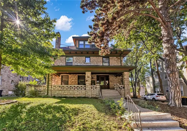 Photo 2 of Multi family home for sale at 3712 Washington St, Kansas City, MO 64111 | MLS# 2645206 | Listing updated on 2026-10-04