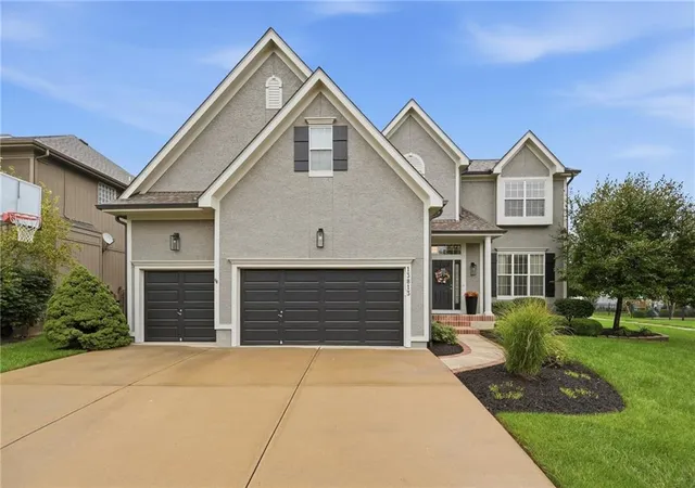 Photo 2 of Single family home for sale at 13813 Richards St, Overland Park, KS 66221 | MLS# 2645209 | Listing updated on 2026-10-05