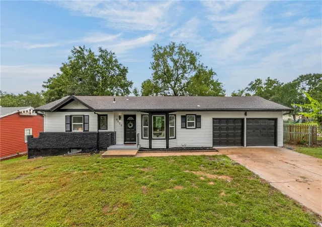 Photo 1 of Single family home for sale at 9609 E 79th Street, Raytown, MO 64138 | MLS# 2645213 | Listing updated on 2026-10-08
