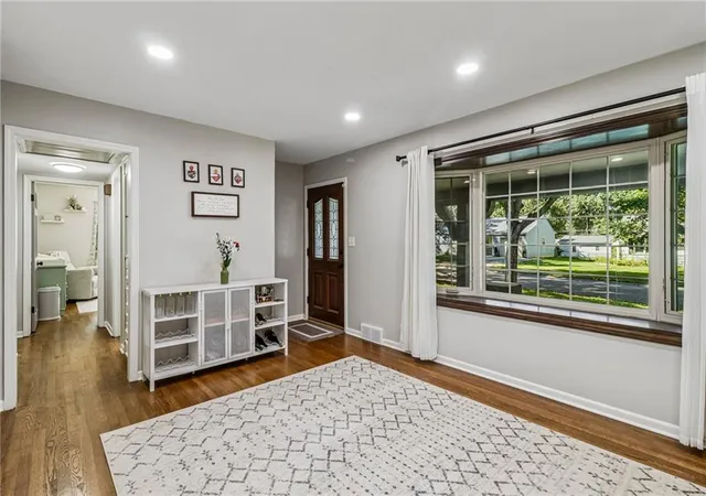 Photo 4 of Single family home for sale at 6615 Switzer Ln, Shawnee, KS 66203 | MLS# 2645214 | Listing updated on 2026-10-09