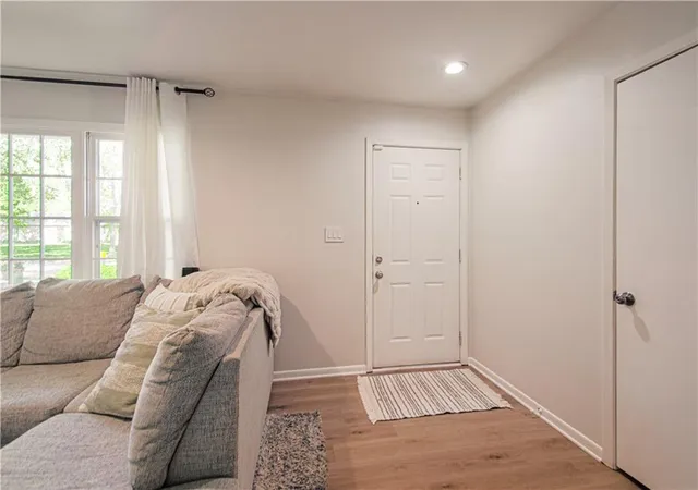 Photo 3 of Single family home for sale at 7 E 109 Street, Kansas City, MO 64114 | MLS# 2645225 | Listing updated on 2026-10-29