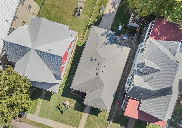 Photo 3 of Single family home for sale at 1108 Kansas Ave, Atchison, KS 66002 | MLS# 2645234 | Listing updated on 2026-10-12