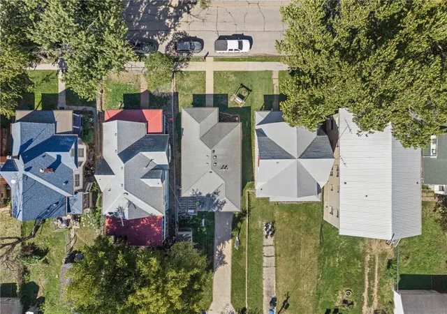 Photo 4 of Single family home for sale at 1108 Kansas Ave, Atchison, KS 66002 | MLS# 2645234 | Listing updated on 2026-10-12