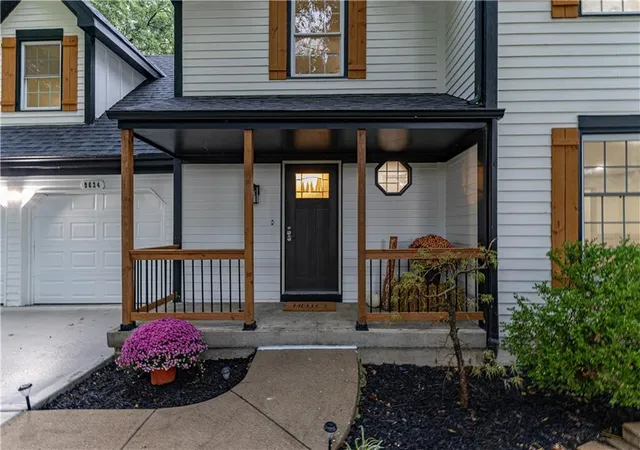 Photo 2 of Single family home for sale at 9624 N Wayne Ave, Kansas City, MO 64155 | MLS# 2645236 | Listing updated on 2026-10-06