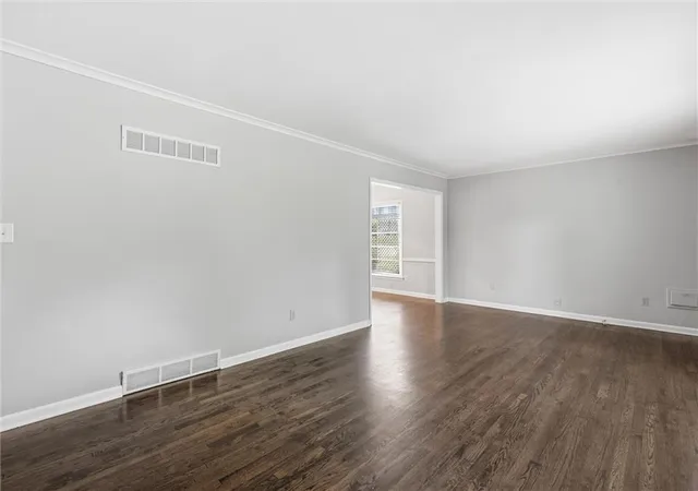 Photo 4 of Single family home for sale at 5603 Maple St, Mission, KS 66202 | MLS# 2645242 | Listing updated on 2026-10-18