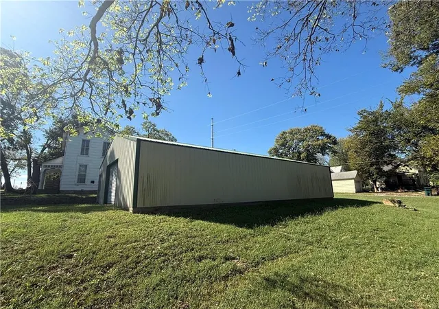 Photo 3 of Single family home for sale at 112 S Margrave St, Fort Scott, KS 66701 | MLS# 2645275 | Listing updated on 2026-10-02