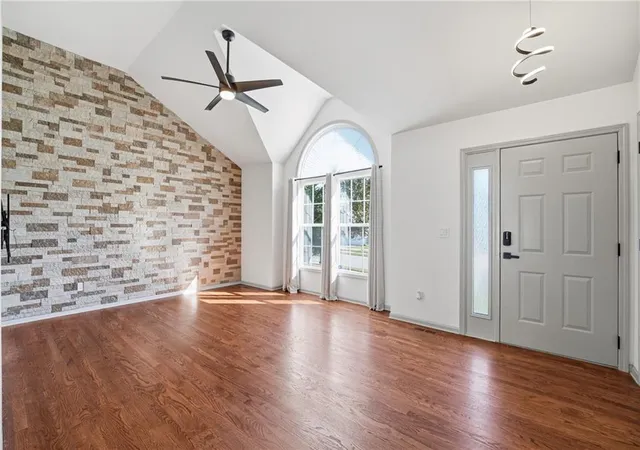 Photo 3 of Single family home for sale at 1304 NE 104th Place, Kansas City, MO 64155 | MLS# 2645282 | Listing updated on 2026-10-18
