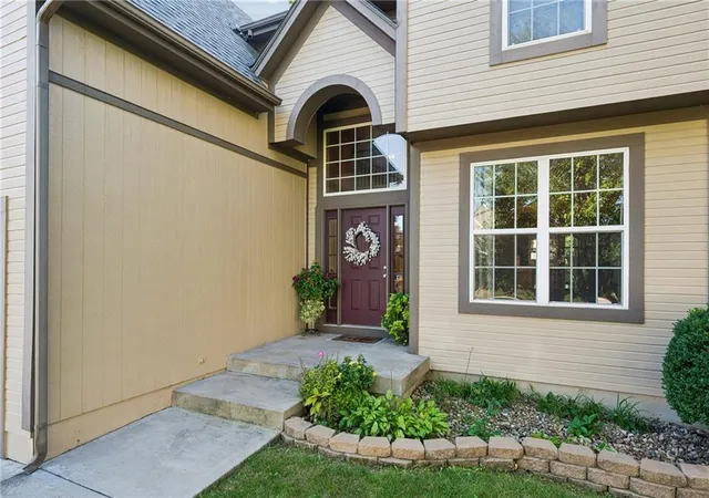 Photo 2 of Single family home for sale at 541 E Mockingbird St, Gardner, KS 66030 | MLS# 2645286 | Listing updated on 2026-10-08