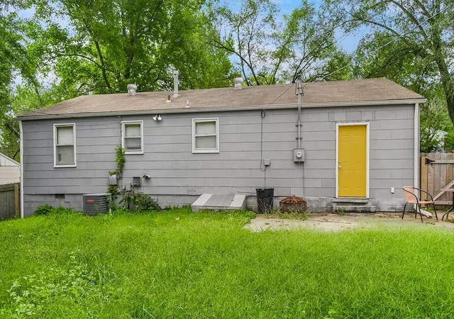 Photo 3 of Single family home for sale at 11604 E 55th Street, Raytown, MO 64133 | MLS# 2645288 | Listing updated on 2026-10-06