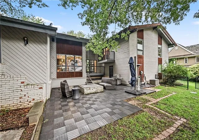 Photo 3 of Single family home for sale at 12707 Cherokee Ln, Leawood, KS 66209 | MLS# 2645291 | Listing updated on 2026-10-09