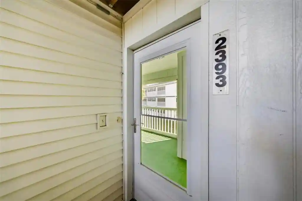 Listing Photo 2 - Condo for sale in 2393 NE 68th St located at 2393 NE 68th St, Kansas City, MO 64118 - Unit 2393 NE 68th Street