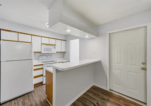 Photo 4 of Condo for sale at 2393 NE 68th Street, Kansas City, MO 64118 | MLS# 2645292 | Listing updated on 2026-10-19