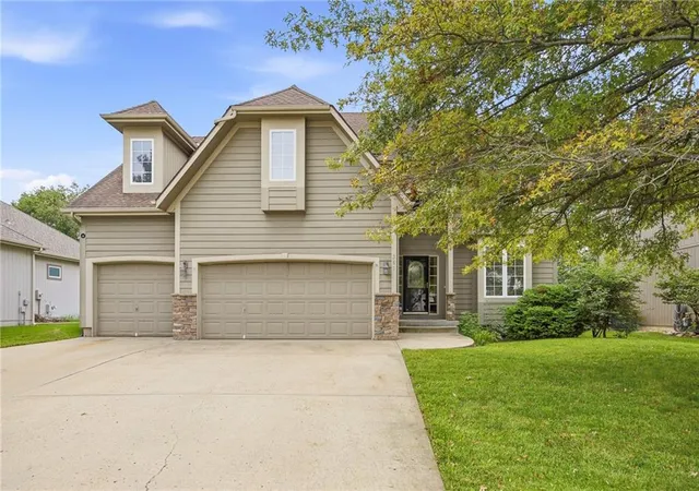 Photo 1 of Sale Pending at 361 W Westhoff Pl, Gardner, KS 66030 | MLS# 2645294 | Listing updated on 2026-10-15