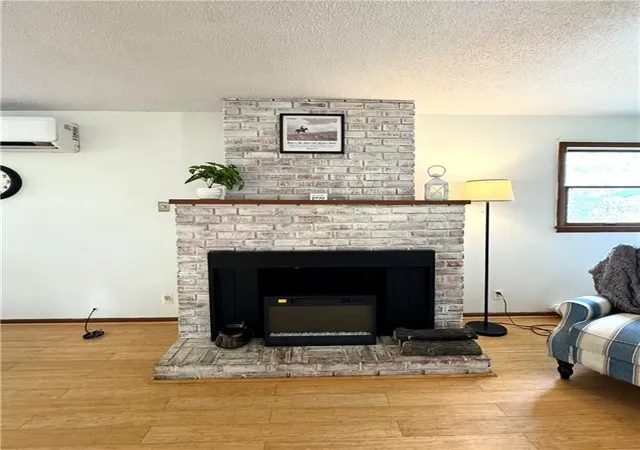 Photo 4 of Single family home for sale at 260 Cedar St, Osceola, MO 64776 | MLS# 2645313 | Listing updated on 2026-10-29