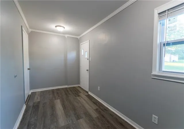Photo 4 of Single family home for sale at 202 W Chestnut St, Savannah, MO 64485 | MLS# 2645314 | Listing updated on 2026-10-09