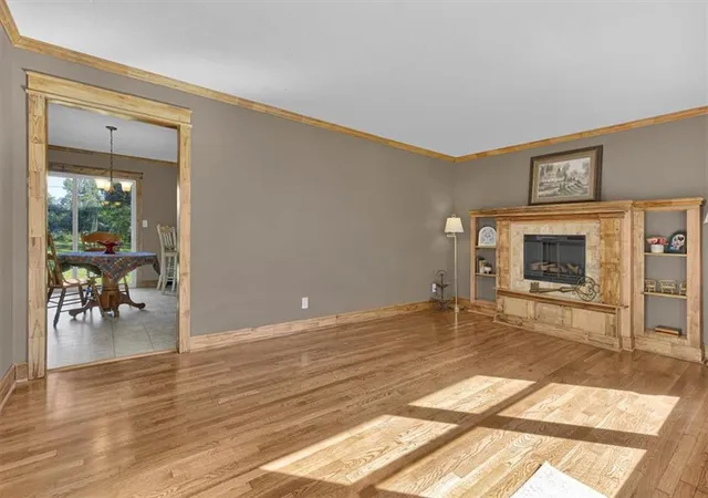 Photo 4 of Single family home for sale at 112 W 8th Street, Kearney, MO 64060 | MLS# 2645336 | Listing updated on 2026-10-08