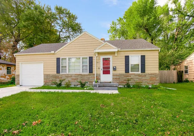 Photo 2 of Single family home for sale at 8805 E 73rd Street, Raytown, MO 64133 | MLS# 2645343 | Listing updated on 2026-10-05