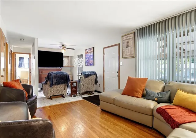 Photo 4 of Single family home for sale at 3112 Wisconsin Ave, Topeka, KS 66605 | MLS# 2645346 | Listing updated on 2026-10-03
