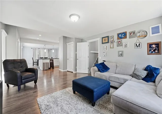 Photo 3 of Sale Pending at 5142 NE Baxter Ave, Kansas City, MO 64119 | MLS# 2645376 | Listing updated on 2026-10-08