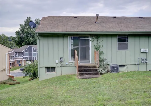Photo 3 of Multi family home for sale at 10508 E 41st Street, Kansas City, MO 64133 | MLS# 2645378 | Listing updated on 2026-10-03