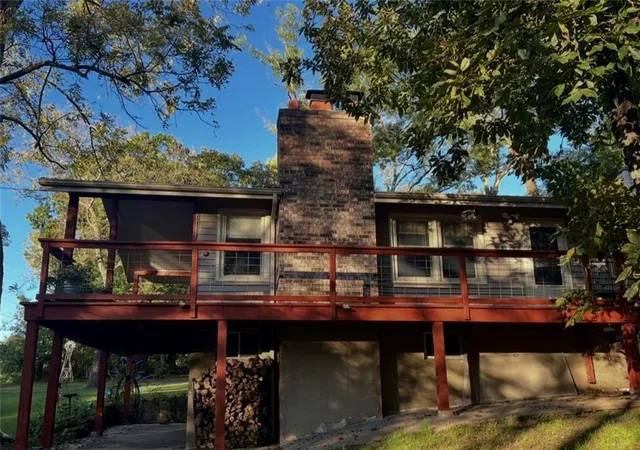 Photo 3 of Single family home for sale at 9371 Village Ln, Ozawkie, KS 66070 | MLS# 2645379 | Listing updated on 2026-10-03